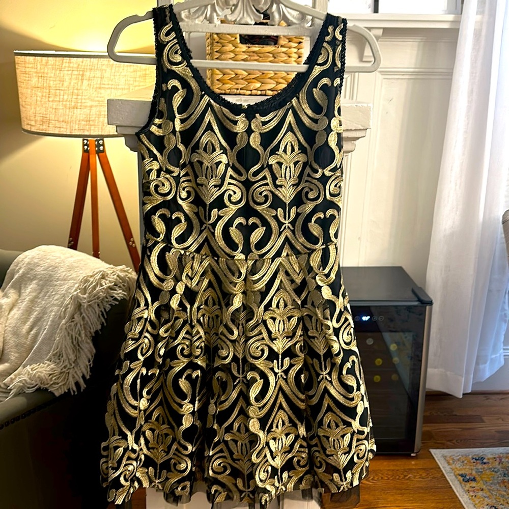 Women’s Small: Black and Gold Cocktail Dress